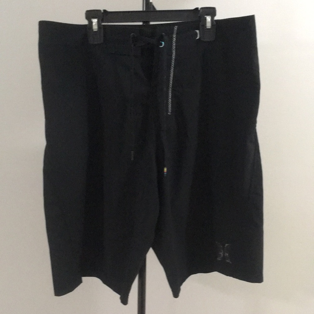 Black, Hurley Phantom, Boardshorts (Waist 32)